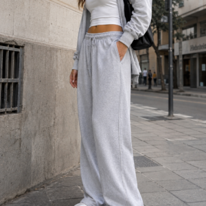 BAGGY 𝑬𝒎𝒊𝒍𝒚.